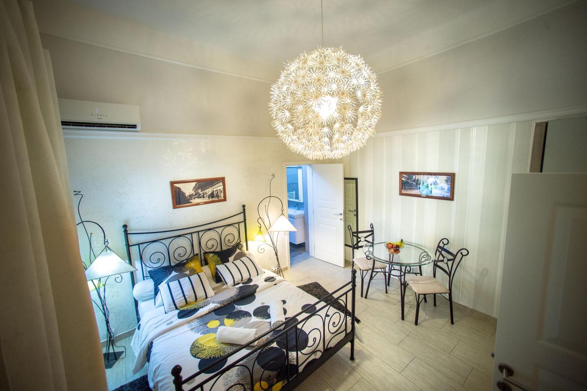 Central Charm Modern 2Br Apt-Free Parking Near Белград Экстерьер фото